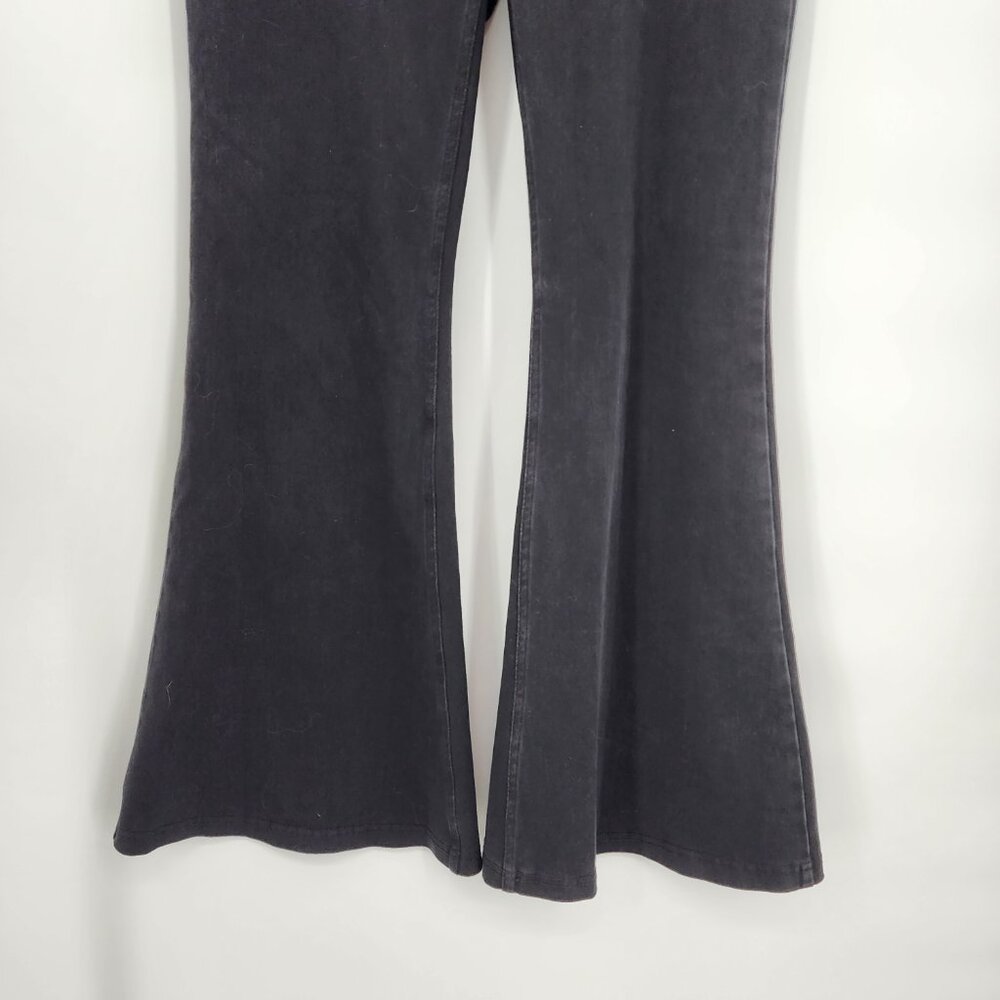 HALARA Magic Denim High Waist Crossover Flare Jeans Black Wash Various NWOT - Picture 6 of 9